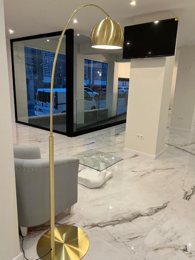 فندق Fleming Playa Poniente بينايدورم المظهر الخارجي الصورة